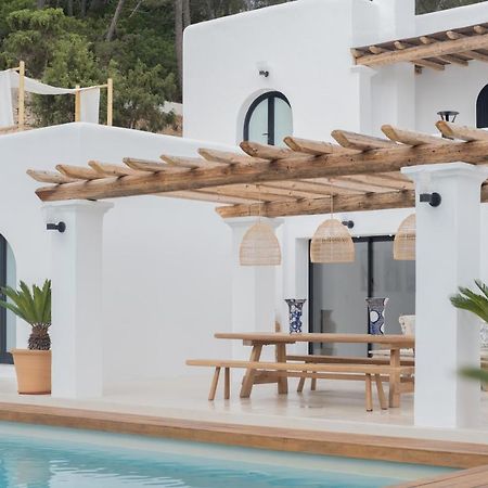 Oasis Villas Complex 칼라 이온가 외부 사진