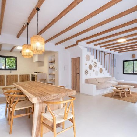 Oasis Villas Complex 칼라 이온가 외부 사진