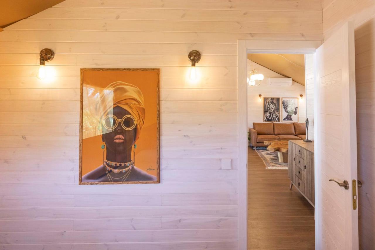 Oasis Villas Complex 칼라 이온가 외부 사진