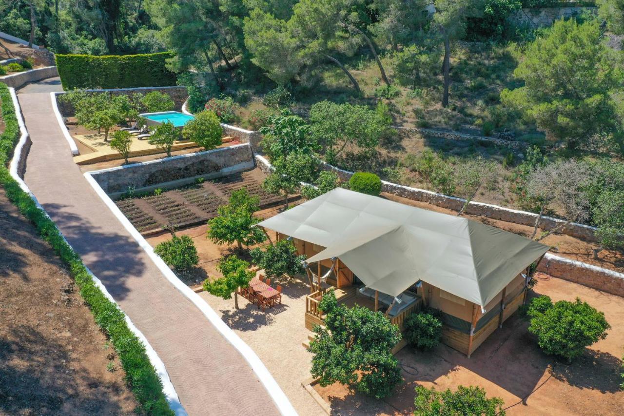 Oasis Villas Complex 칼라 이온가 외부 사진