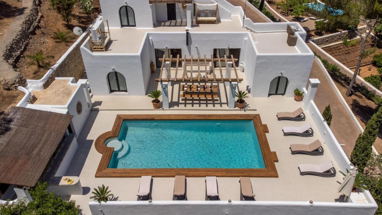 Oasis Villas Complex 칼라 이온가 외부 사진