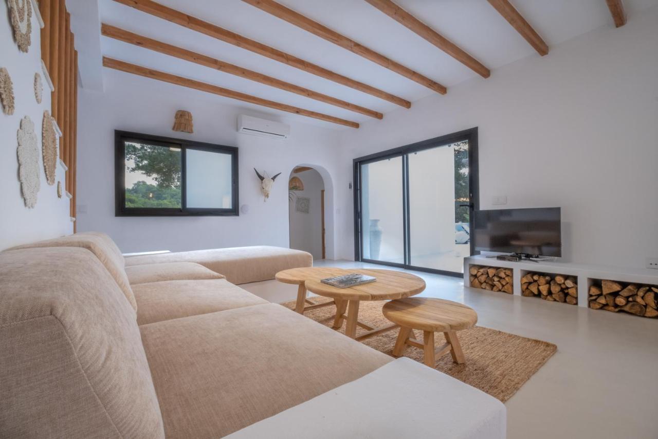 Oasis Villas Complex 칼라 이온가 외부 사진