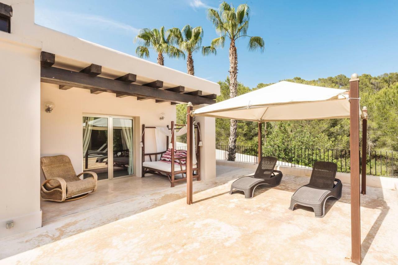 Oasis Villas Complex 칼라 이온가 외부 사진