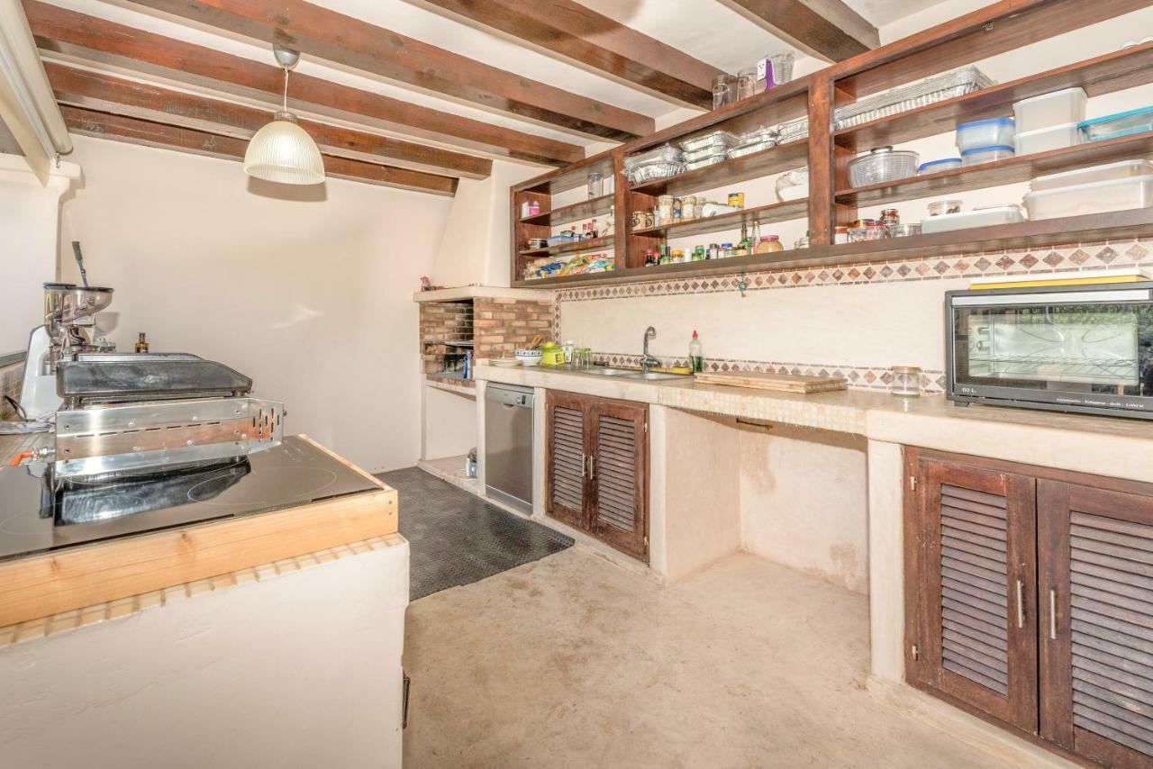 Oasis Villas Complex 칼라 이온가 외부 사진